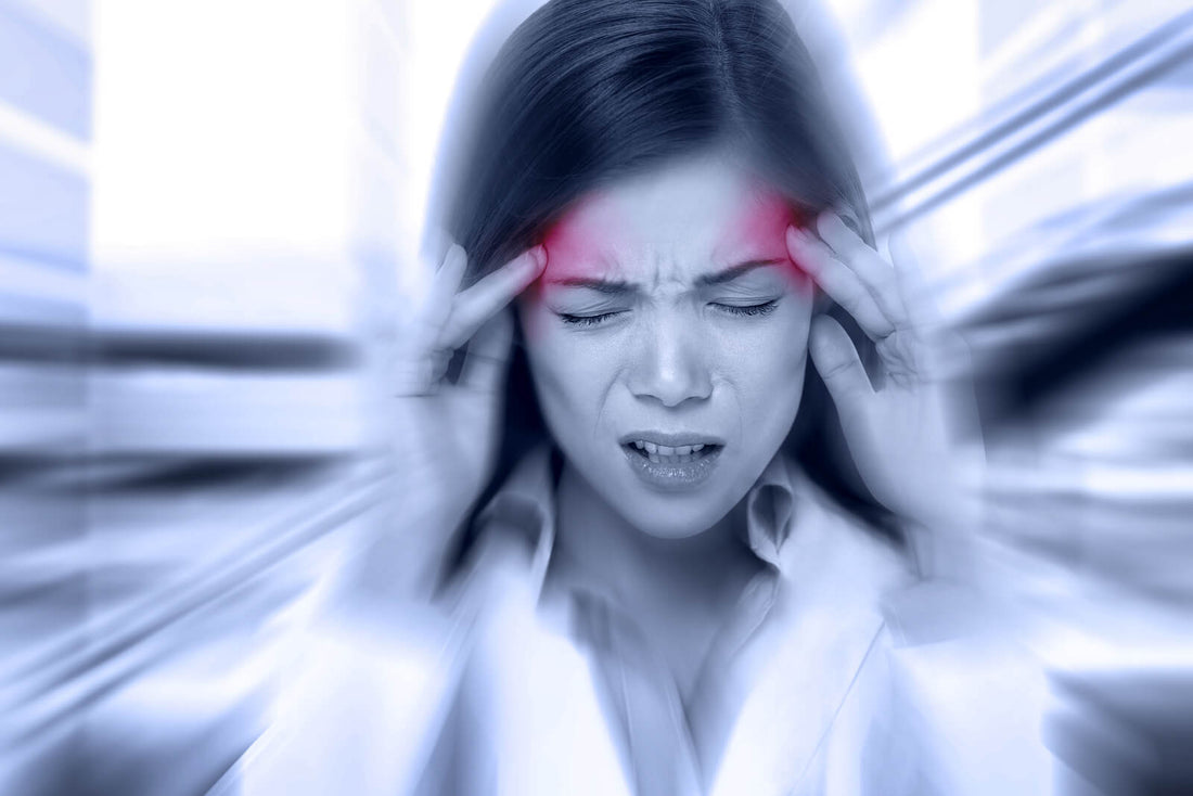 Can contact lenses cause headaches? Why?
