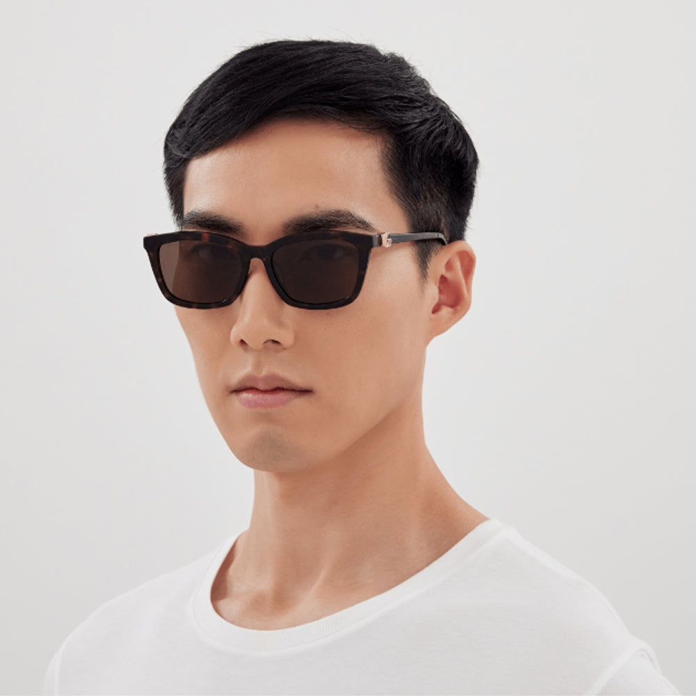GUCCIGG1596SK003_55_modelmale_cde5e58b-f341-4655-8e95-1580668f1eda