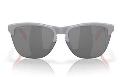 OAKLEY0OO93745263FROGSKINSLITEFRONT